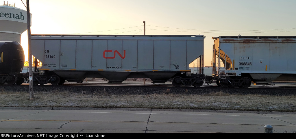 CN 113160